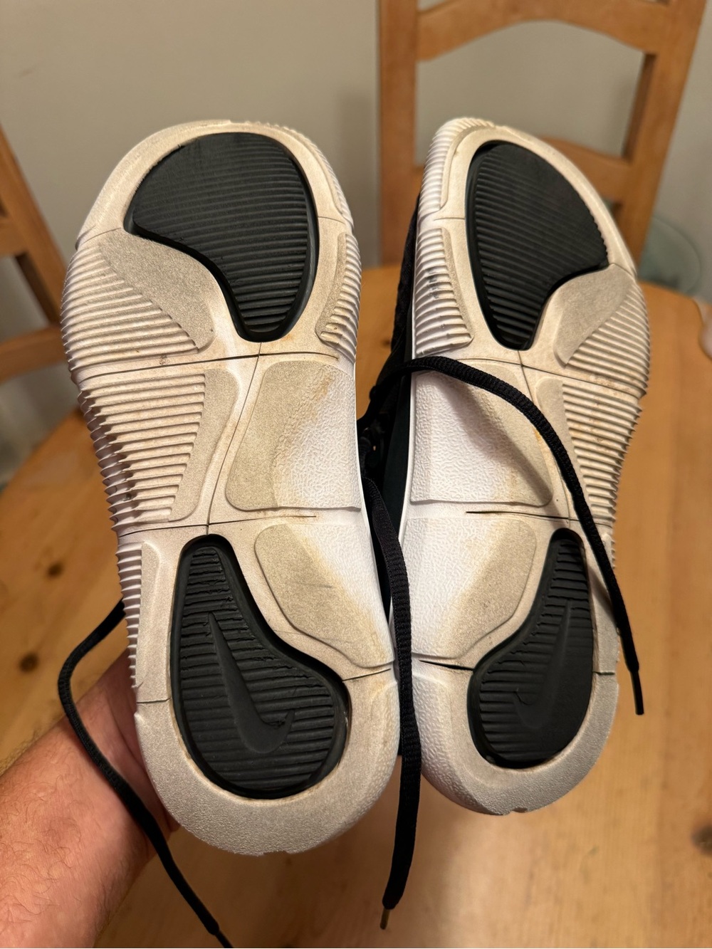 Nike Varsity Complete Trainer (Style Code: AQ7459-001). - Picture 2 of 7